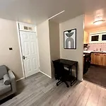 Apartment In Greenwich